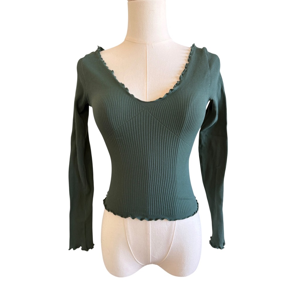 Intimately Free People Green Ribbed Lettuce Edge V-Neck Long Sleeve Top XS/S